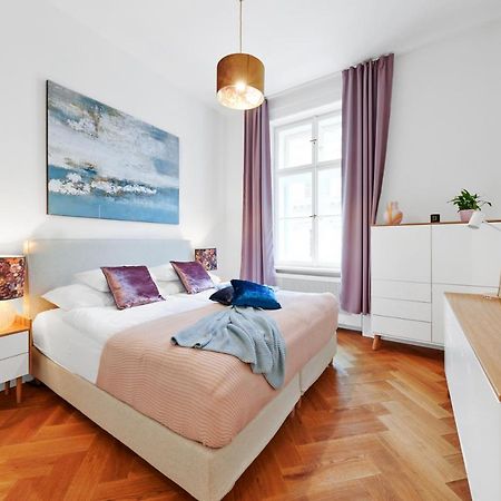 Palace Dlazdena Central Apartment - New Town Πράγα Εξωτερικό φωτογραφία