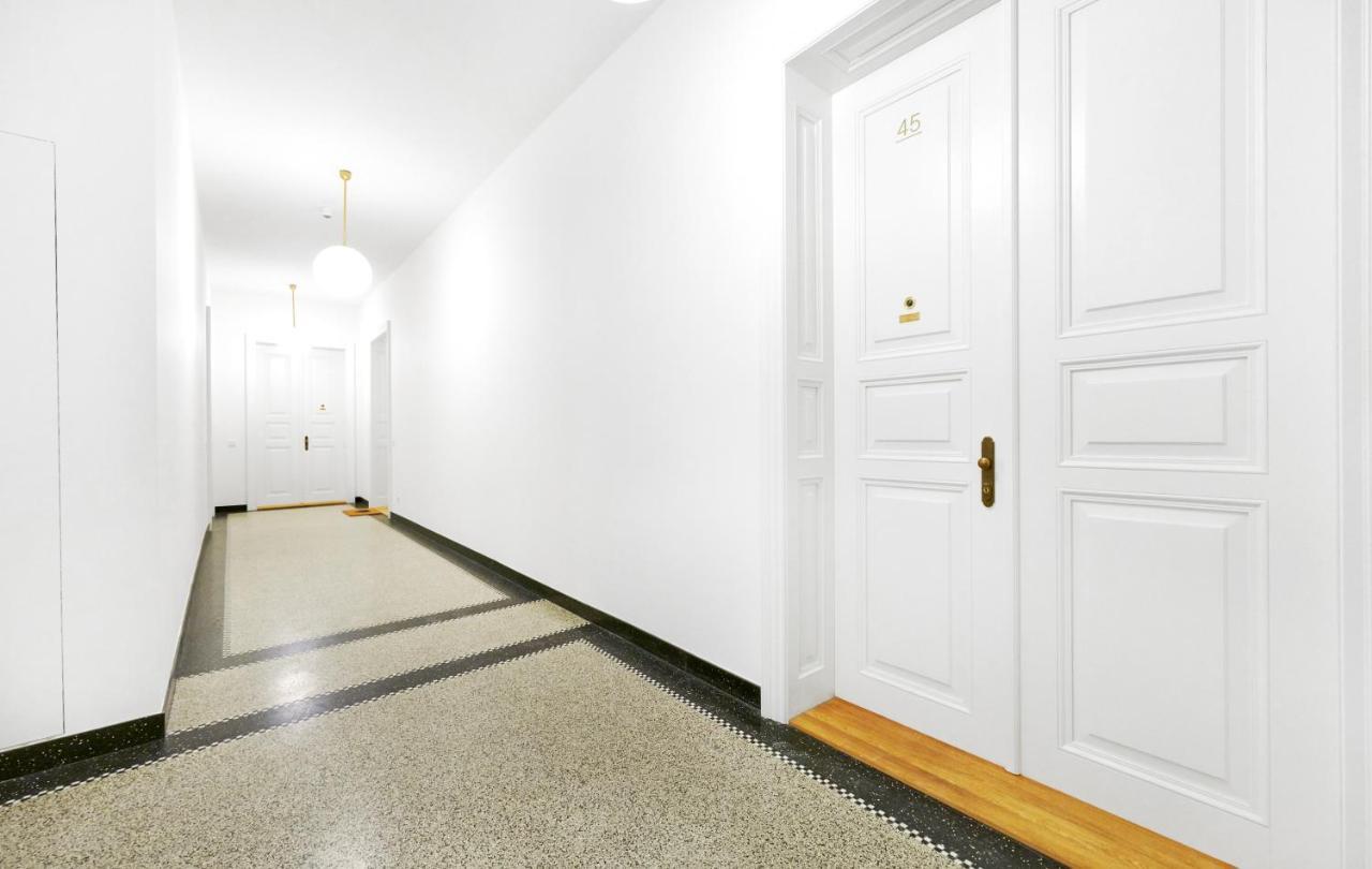 Palace Dlazdena Central Apartment - New Town Πράγα Εξωτερικό φωτογραφία