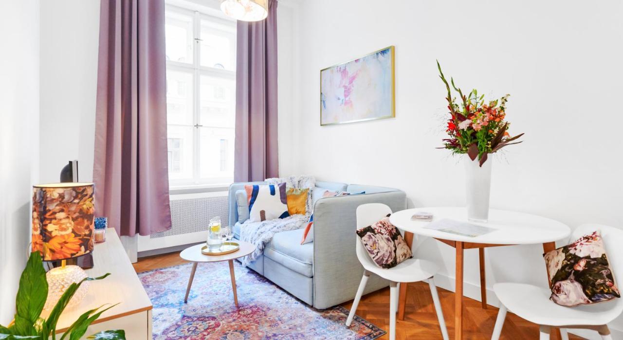 Palace Dlazdena Central Apartment - New Town Πράγα Εξωτερικό φωτογραφία